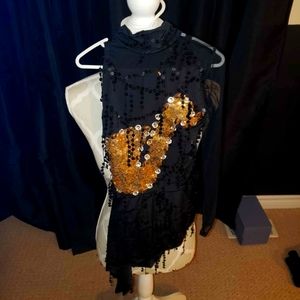 Hand sequence saxophone custom gold on black